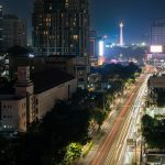 Berita: Robot Pelayan Mulai Digunakan di Berbagai Restoran di Jakarta